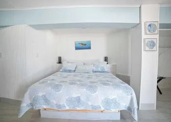 Barnacle Resort hotel thumbnail 8