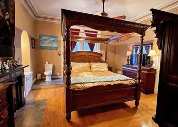 Upjohn House Inn hotel thumbnail 3