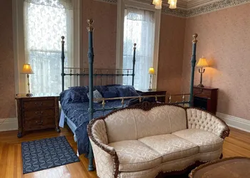 Upjohn House Inn hotel thumbnail 6