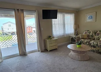 Beach Road Bed and Breakfast hotel thumbnail 3