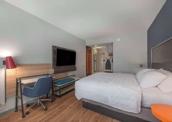 Tru By Hilton Lumberton hotel thumbnail 4