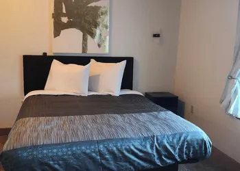 The Enchanted Suites & Residence hotel thumbnail 5
