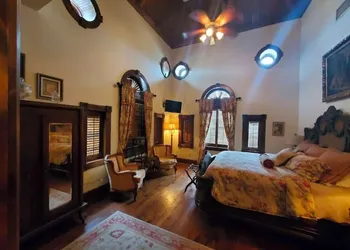 Eastburn Inn hotel thumbnail 5