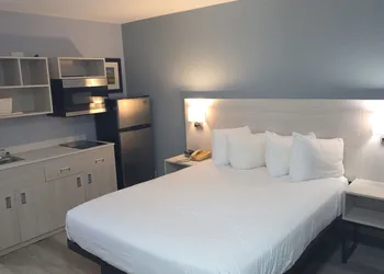 Suburban Studios Christiansburg - Blacksburg hotel thumbnail 6