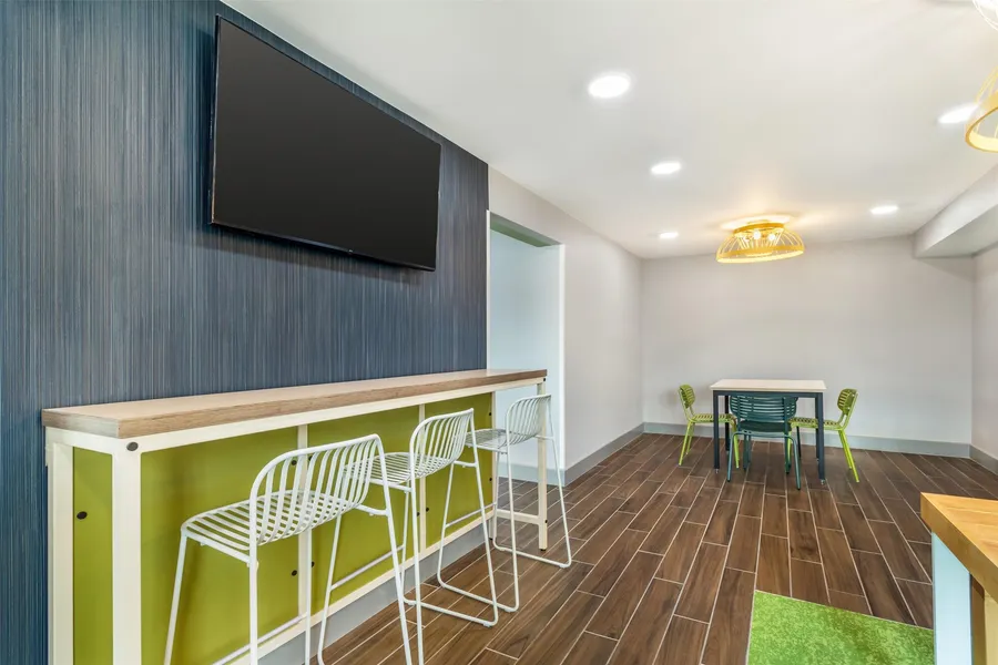 Spark by Hilton Knoxville North I-75 hotel detail image 2