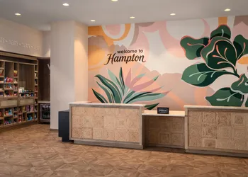 Hampton Inn & Suites Maui North Shore hotel thumbnail 8