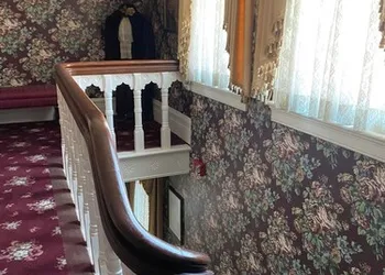 Sturgis House hotel thumbnail 6