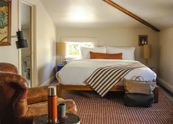 Kingston Carriage House hotel thumbnail 6
