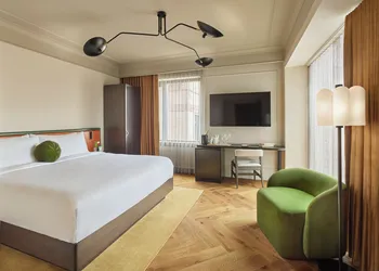 Sixty DC hotel thumbnail 5