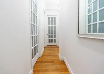 Elegant Harlem Suites hotel thumbnail 2