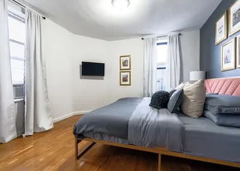Elegant Harlem Suites hotel thumbnail 7