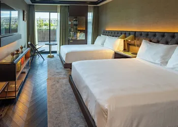 Whisky Hotel hotel thumbnail 8