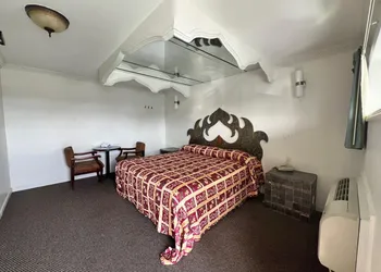 Winslow Motel hotel thumbnail 4