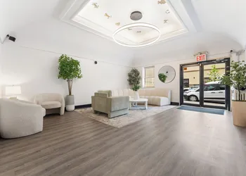 Bay Ridge ApartHotel hotel thumbnail 5
