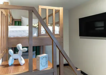 LYFE INN & SUITES by AGA- North Hollywood Universal Studios hotel thumbnail 4