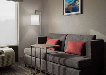 Best Western Plus Clinton/Jackson hotel thumbnail 5