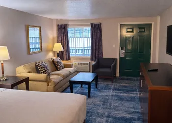 King Resort hotel thumbnail 6
