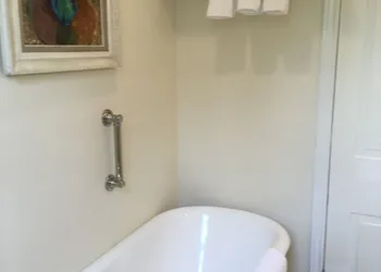 Sawyer's Creek Bed and Breakfast hotel thumbnail 7