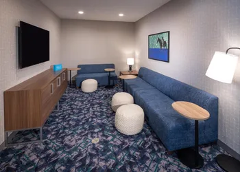 Home2 Suites by Hilton Kalispell Whitefish hotel thumbnail 3