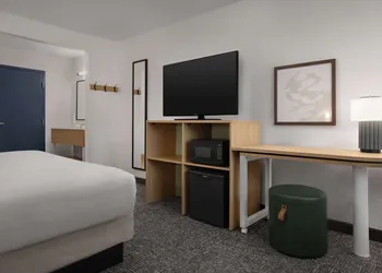 Spark by Hilton San Jose Airport hotel thumbnail 6