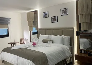 Hotel Guiant hotel thumbnail 3