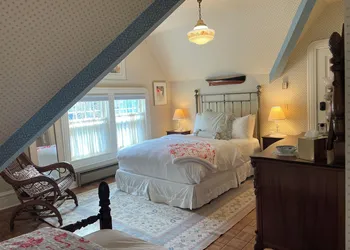 Queen's View Bayfield hotel thumbnail 4