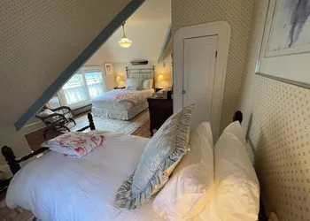 Queen's View Bayfield hotel thumbnail 5