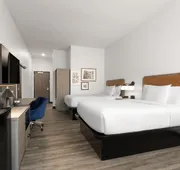 La Quinta Inn & Suites by Wyndham Olive Branch hotel detail image 7