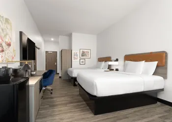La Quinta Inn & Suites by Wyndham Olive Branch hotel thumbnail 7