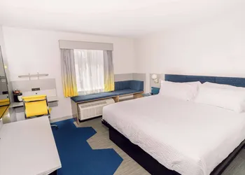 Microtel Inn & Suites by Wyndham Newark NY hotel thumbnail 5