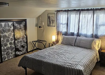 The Canna House by High Society Rentals hotel thumbnail 5