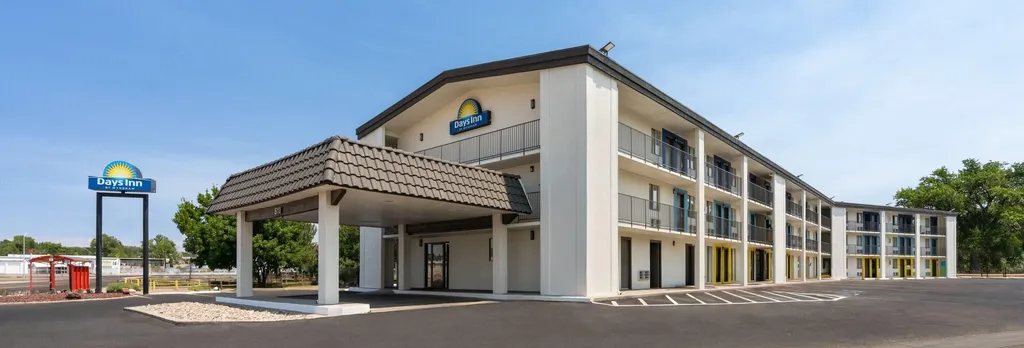 Hotel photo 1 of 36