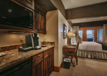 Deluxe King Room With Fireplace Hotel Room by RedAwning hotel thumbnail 2