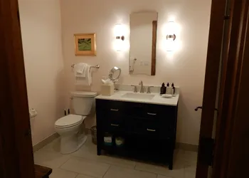 Modern King Room In Heart Of Mt. Crested Butte Hotel Room by RedAwning hotel thumbnail 3