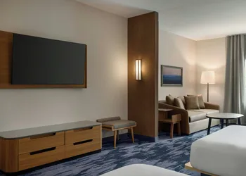 Fairfield By Marriott Inn & Suites Lancaster hotel thumbnail 7