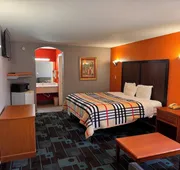 luxury inn hotel detail image 4