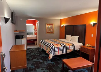 luxury inn hotel thumbnail 4