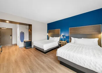 Tru By Hilton Brockton hotel thumbnail 5