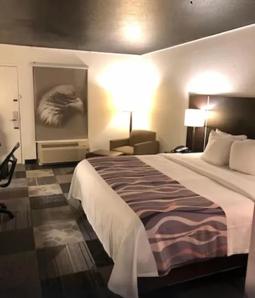 Eglin Extended Stay Hotel, a Howard Johnson by Wyndham hotel detail image 6