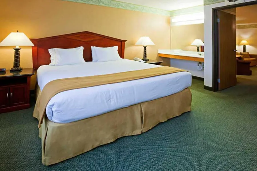 Blue Way Inn Eagan Extended Stay Minneapolis Airport Eagan North MN hotel detail image 6