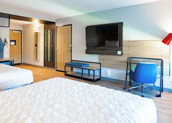 Tru By Hilton Kalamazoo hotel thumbnail 6