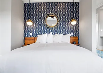 Topside Inn hotel thumbnail 3