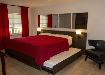 Gables Cove Hotel hotel thumbnail 7