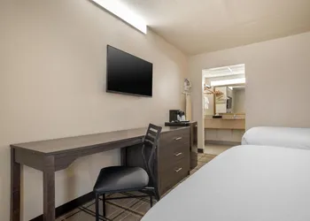 SureStay by Best Western Gonzales hotel thumbnail 8