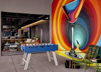 Moxy Charlotte Downtown hotel thumbnail 6