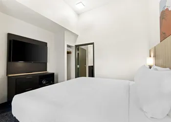 Spark by Hilton Panama City Beach hotel thumbnail 7