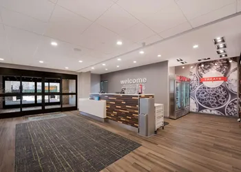 Hampton Inn Detroit Southfield hotel thumbnail 4