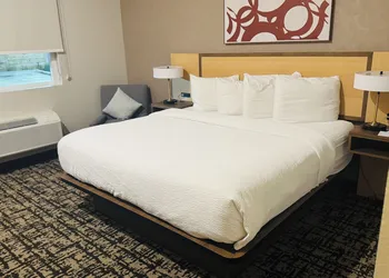 Best Western Plus Pearland/Houston Medical Center Hotel hotel thumbnail 6