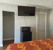 Crown Inn By Oyo Orangeburg Hwy 301 hotel detail image 7