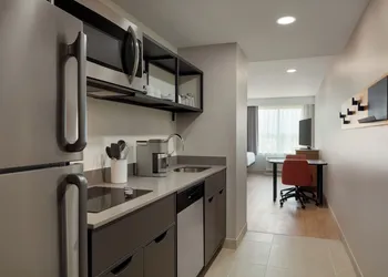 LivSmart Studios By Hilton Kokomo hotel thumbnail 6
